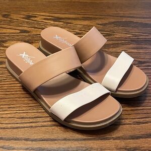 Xappeal Women's Sandals in Tan and Cream